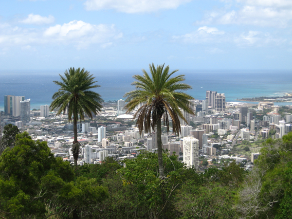 091_Toward_the_Aloha_Tower